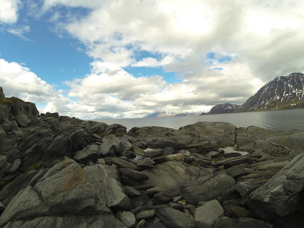 Вілла Lyngen Fjordcamp Nord-Lenangen Екстер'єр фото